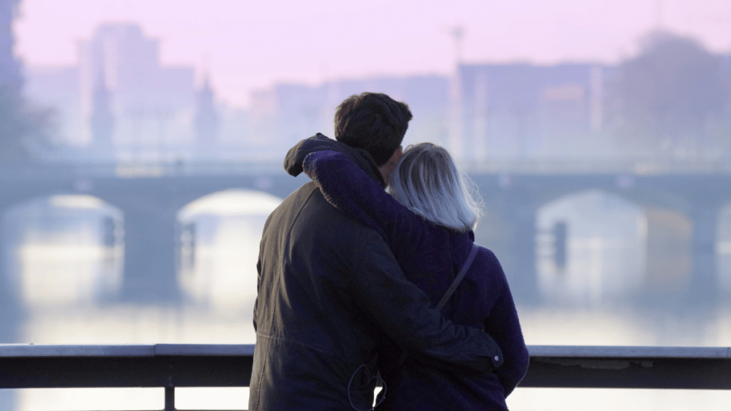 Finanzplanung mit Partner Über Geld spricht man nicht Kommunikation Beratung